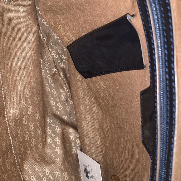 Anya Hindmarch Shoulder bag/ strap patent leather - Picture 9 of 12